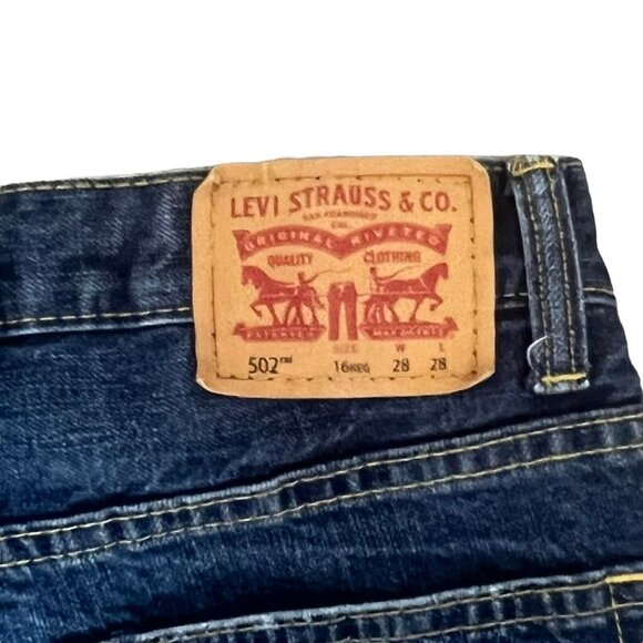 Levi's 502 Jeans Size 16 Regular Taper Size - Tag 28x28 Actual 29X31 Boys or Men - Picture 11 of 12